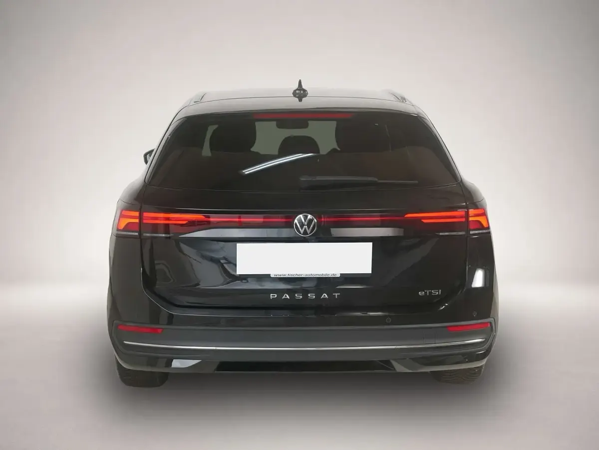 Gebraucht VW Passat Business 150 PS (110 kW) 2025 Grenadillschwarz metallic Kombi