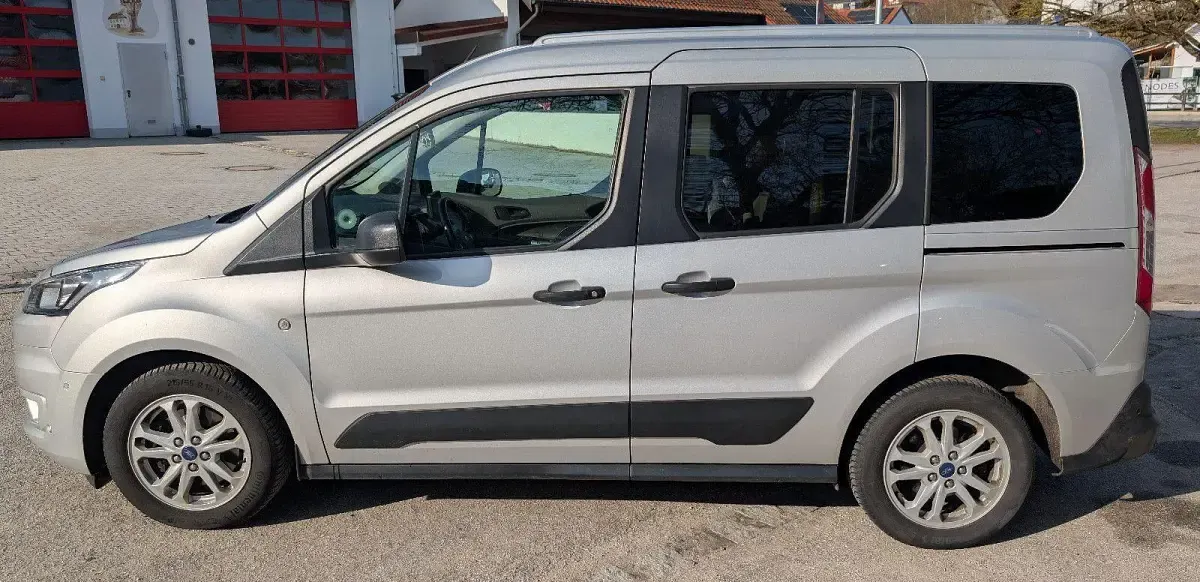 Gebraucht Ford Tourneo Connect Active 101 PS (74 kW) 2020 Silber Van / Kleinbus