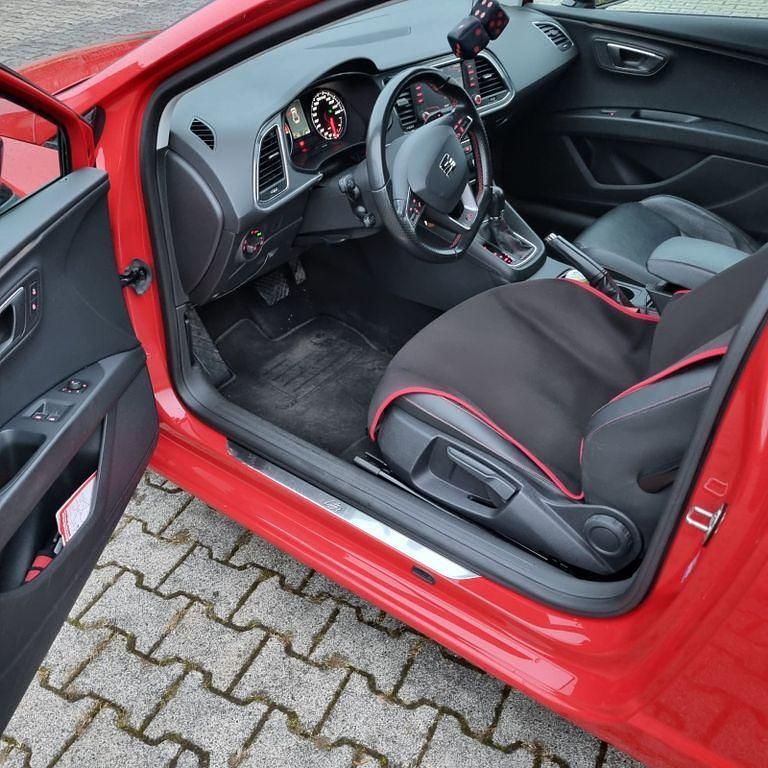 Rot Gebraucht 2015 Seat Leon SC FR Kleinwagen | 8.900 € (Guter Preis) - Bild 1/4