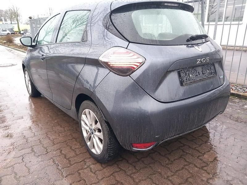 Gebraucht Renault Zoe Experience 50 kW (69 PS) 2021 Titanium grau metallic Kleinwagen