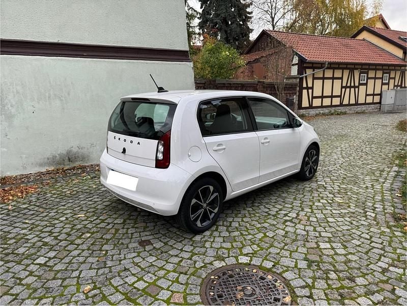 Gebraucht Skoda Citigo-e IV 61 kW (83 PS) 2020 Weiß Kleinwagen