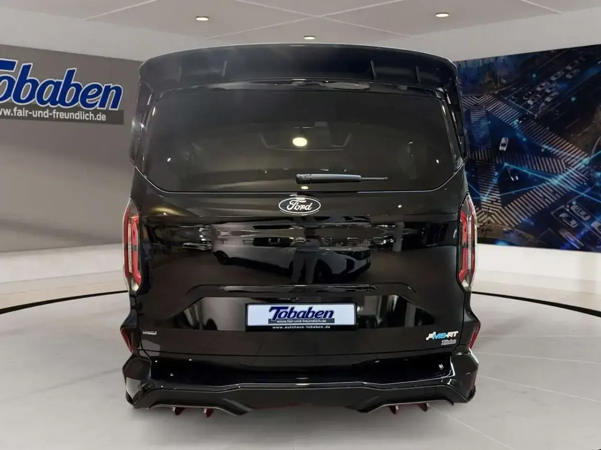 Neu Ford Tourneo Custom 232 PS (170 kW) 2026 Agate black metallic Van