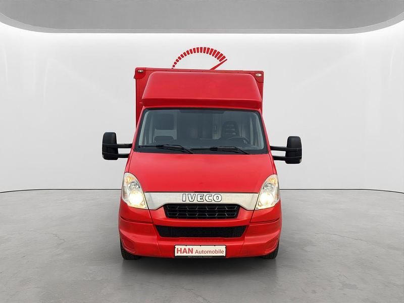 Gebraucht Iveco Daily 106 PS (77 kW) 2012 Rot Limousine