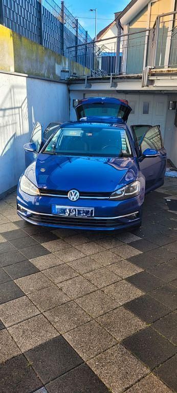Gebraucht VW Golf VII Join 150 PS (110 kW) 2019 Blau Limousine