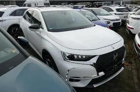 Weiß Gebraucht 2022 DS Automobiles DS7 Crossback Rivoli Plus SUV | 33.980 € (Teuer) - Bild 1/4