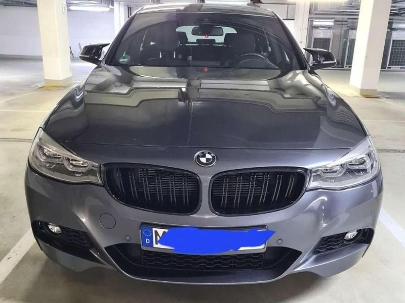 Gebraucht BMW 330 M Sport 258 PS (189 kW) 2016 Limousine