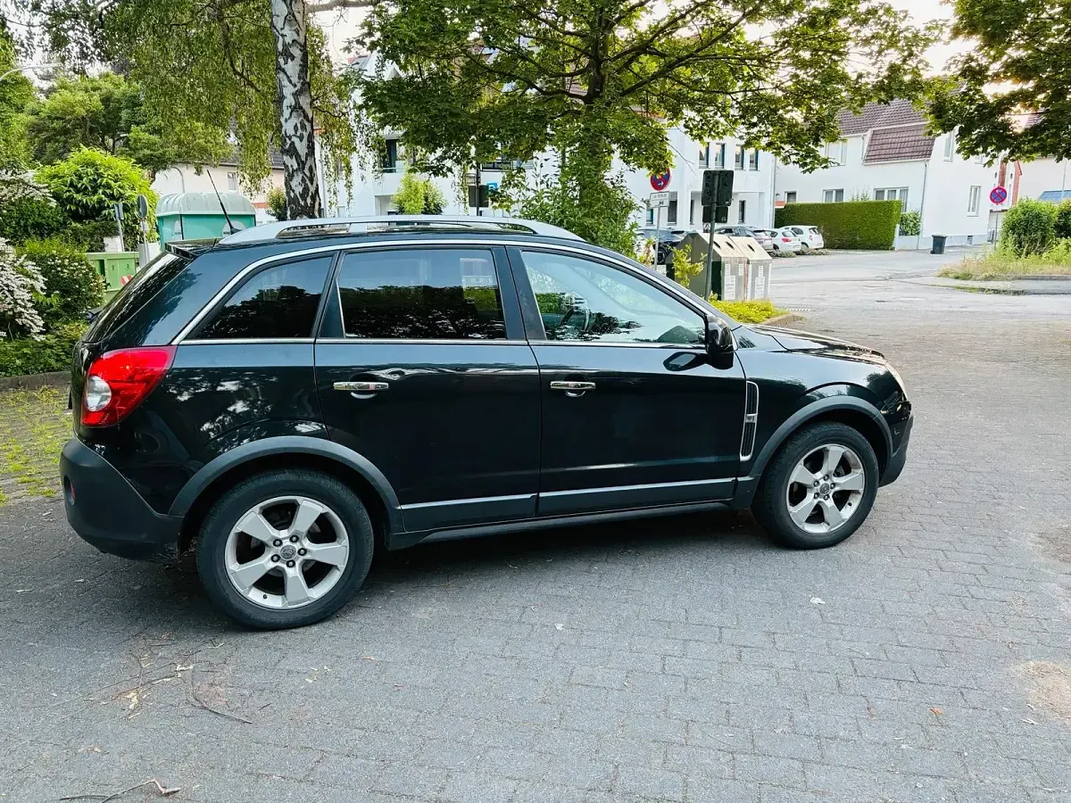 Gebraucht Opel Antara 150 PS (110 kW) 2009 Schwarz SUV