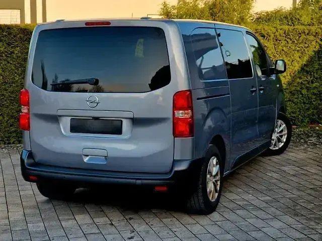 Gebraucht Opel Vivaro-e Combi Edition 144 PS (105 kW) 2022 Grau Van / Kleinbus