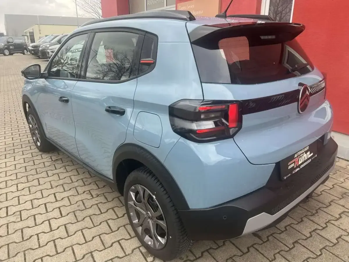 Neu Citroën C3 101 PS (74 kW) 2025 Blau Limousine