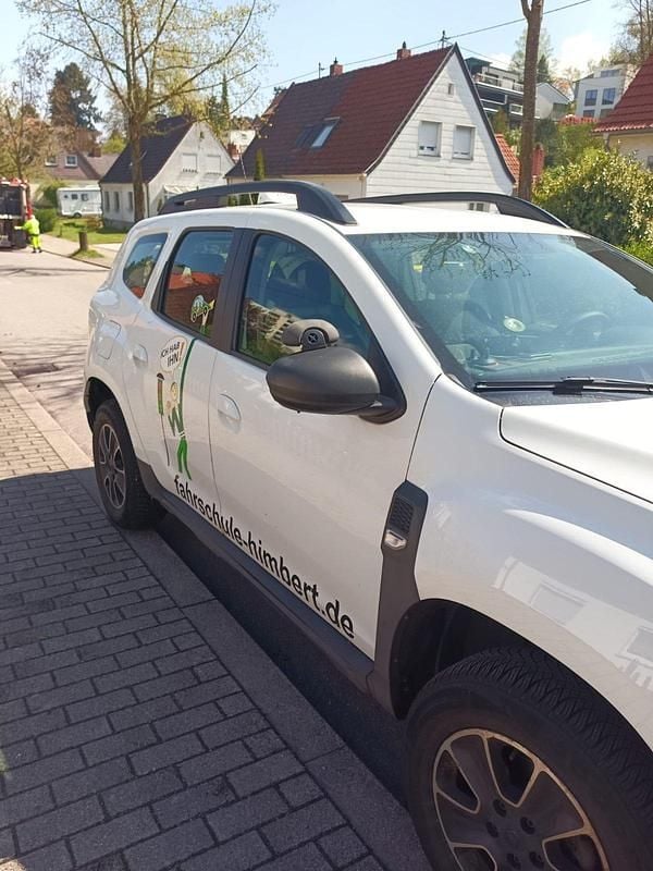 Second-hand Dacia Duster 91 CP (66 kW) 2021 Alb SUV