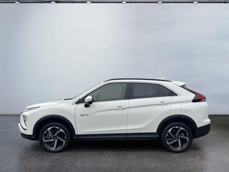 Gebraucht Mitsubishi Eclipse Cross Basis 188 PS (138 kW) 2022 Andenweiss (s) SUV