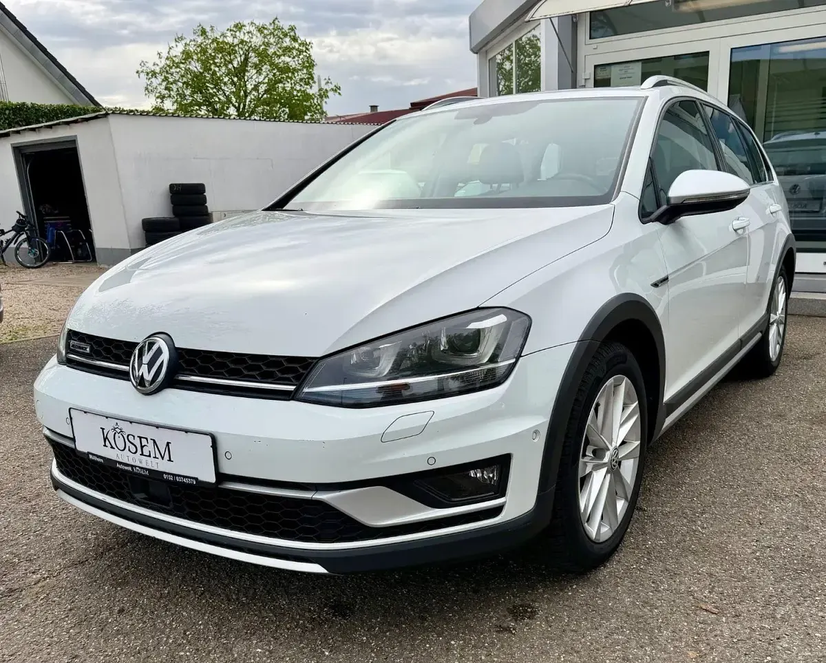 Gebraucht VW Golf Alltrack 184 PS (135 kW) 2016 Weiß Kombi