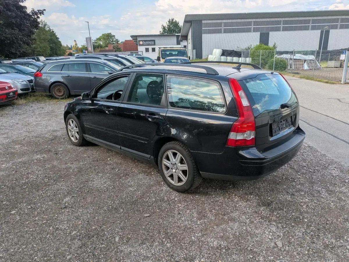 Gebraucht Volvo V50 136 PS (100 kW) 2004 Schwarz Kombi