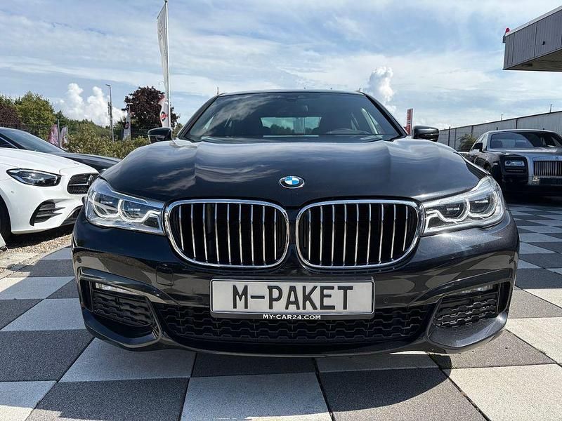 Gebraucht BMW 730 M Sport 265 PS (194 kW) 2018 Schwarz Limousine