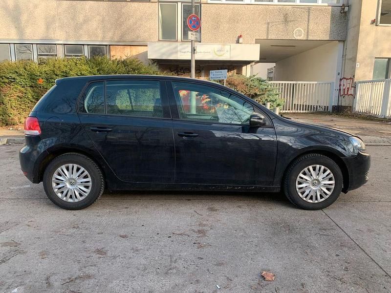 Gebraucht VW Golf VI 80 PS (58 kW) 2009 Schwarz Kleinwagen