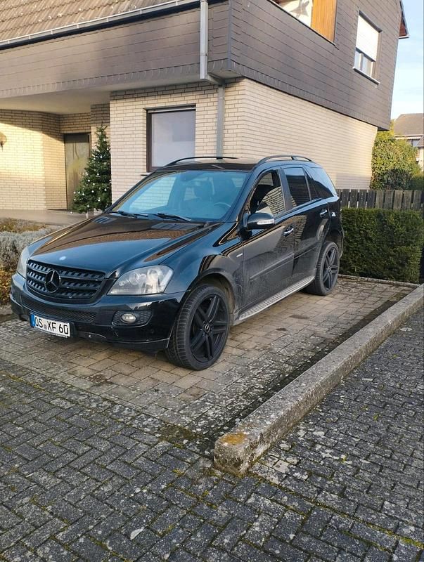 Gebraucht Mercedes ML320 2008 Schwarz SUV