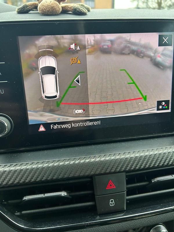 Gebraucht Skoda Kamiq Ambition 110 PS (80 kW) 2021 Blau SUV