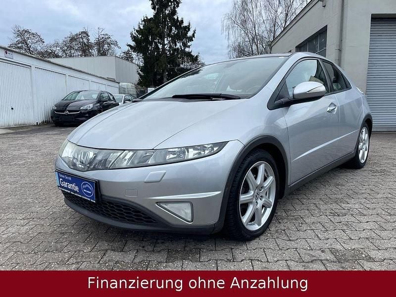 Silber Gebraucht 2008 Honda Civic Executive Limousine | 6.999 € (Etwas zu teuer) - Bild 1/4