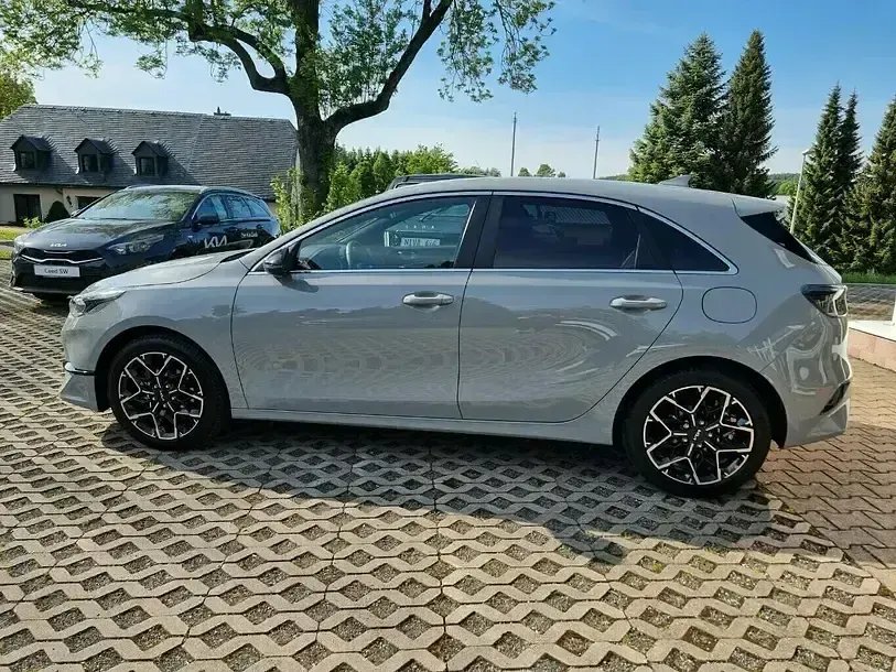 Brugt Kia Ceed 2025 Grå Hatchback