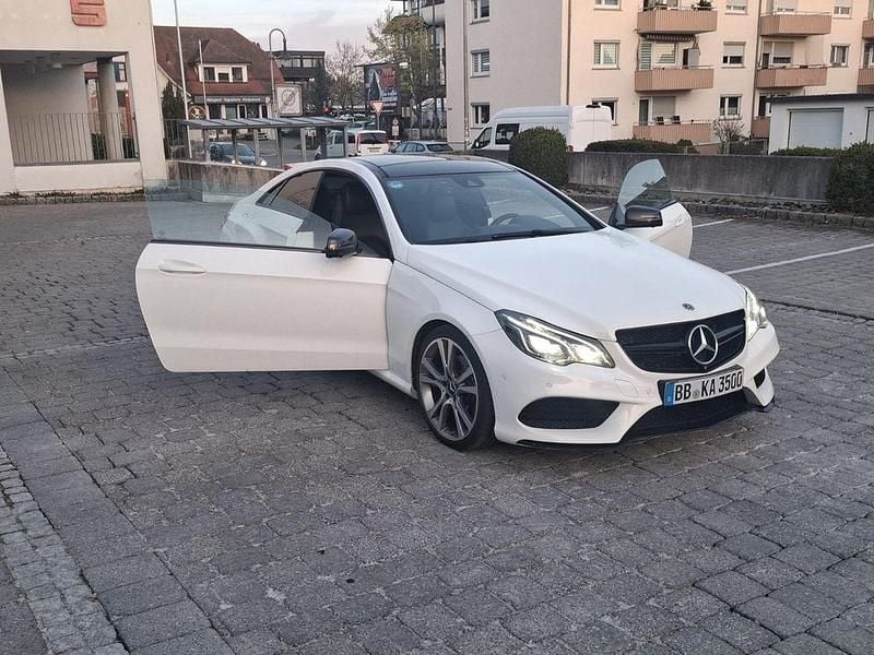 Gebraucht Mercedes E350 258 PS (189 kW) 2015 Polarweiss Coupé