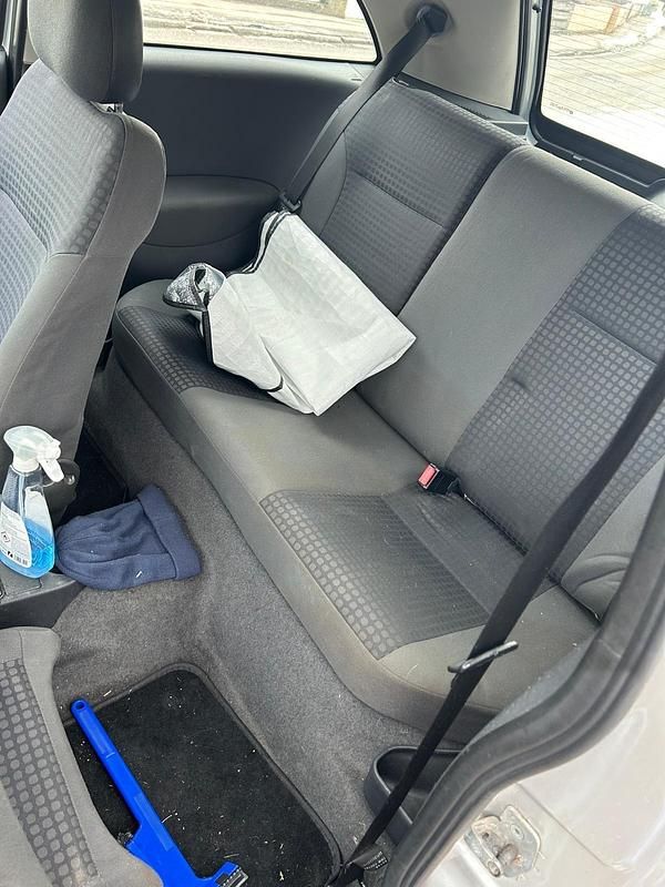 Gebraucht Opel Corsa Comfort 75 PS (55 kW) 2003 Silber Kleinwagen