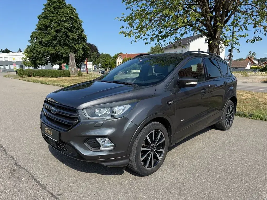 Gebraucht Ford Kuga ST-Line 179 PS (131 kW) 2017 Grau SUV