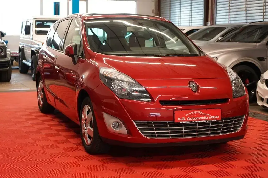 Gebraucht Renault Grand Scénic II 131 PS (96 kW) 2009 Rot Van / Kleinbus