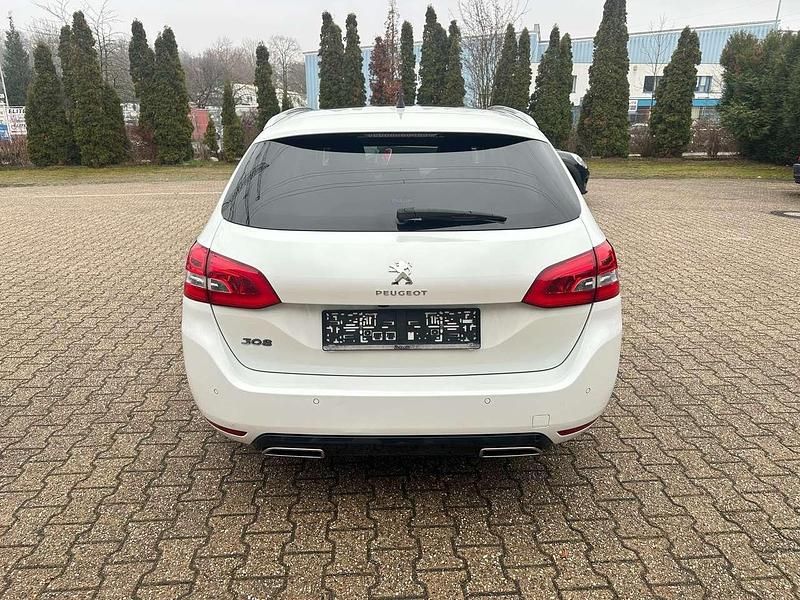 Gebraucht Peugeot 308 SW S 131 PS (96 kW) 2017 Weiß Kombi