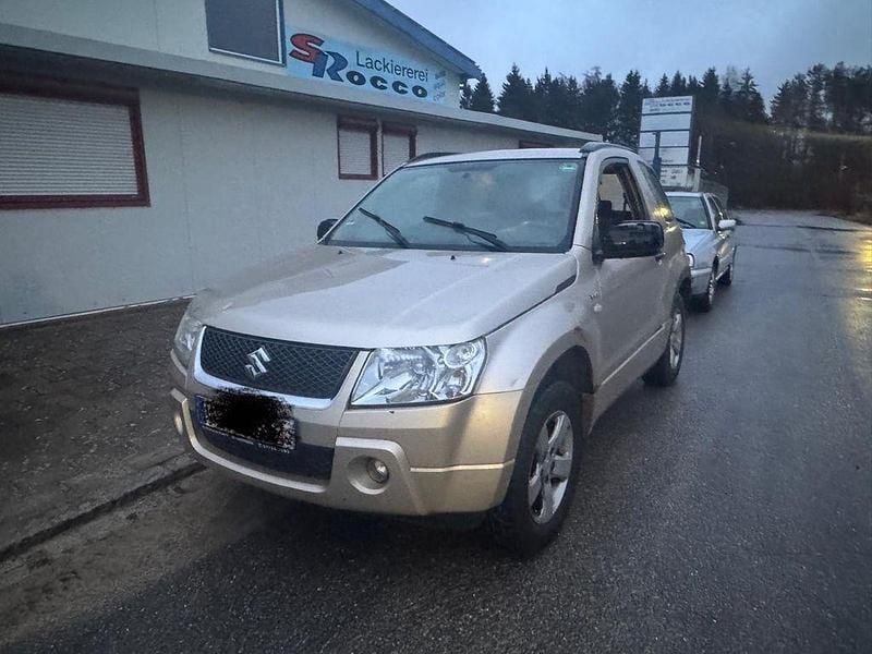 Gebraucht Suzuki Grand Vitara Club 106 PS (77 kW) 2006 Beige SUV