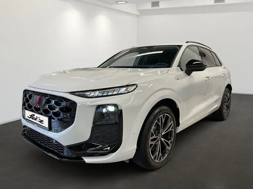 Neu Audi Q3 Sport 204 PS (150 kW) 2026 Weiß SUV