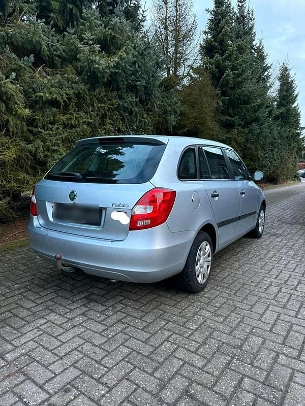 Gebraucht Skoda Fabia 90 PS (66 kW) 2011 Silber Kombi