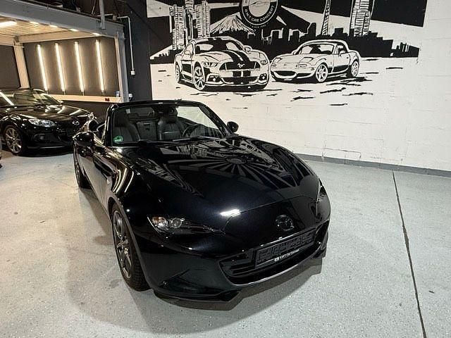 Gebraucht Mazda MX5 Sports-Line 160 PS (117 kW) 2016 Schwarz Cabrio
