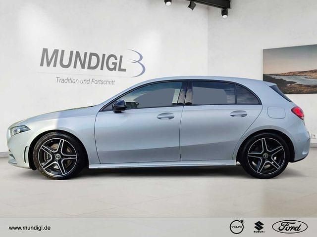 Gebraucht Mercedes A250 224 PS (164 kW) 2018 Iridiumsilber  metalliclack (085) Limousine
