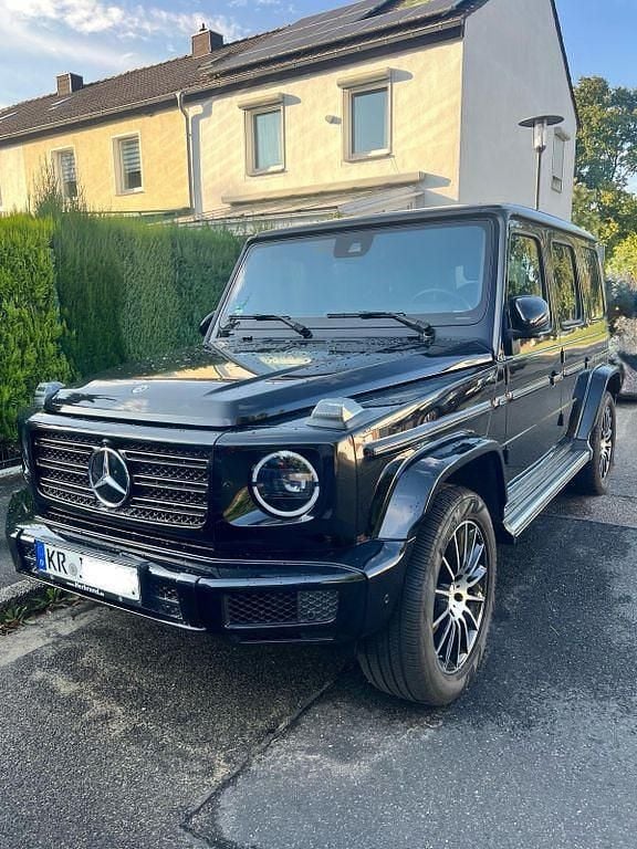 Schwarz Gebraucht 2024 Mercedes G400 AMG SUV | 144.900 € (Fairer Preis) - Bild 1/4