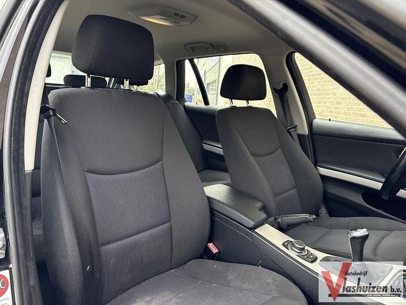 Gebraucht BMW 316 122 PS (89 kW) 2009 Schwarz Kombi