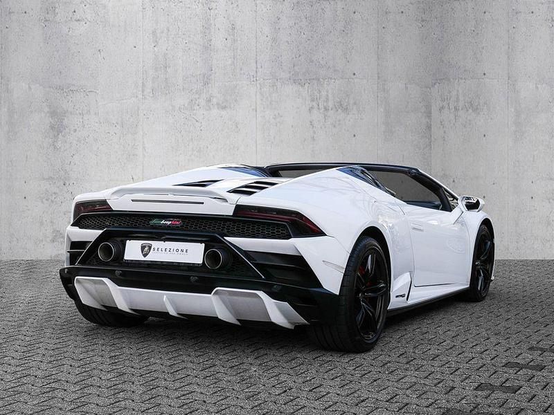 Gebraucht Lamborghini Huracán 610 PS (448 kW) 2021 Weiß Cabrio