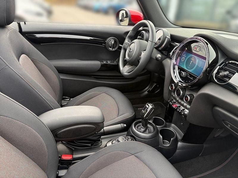 Gebraucht Mini Cooper Cabriolet Classic 136 PS (100 kW) 2023 Rot Cabrio