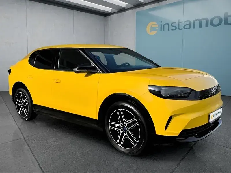 Używany Ford Capri Premium 250 kW (340 KM) 2025 Żółty SUV