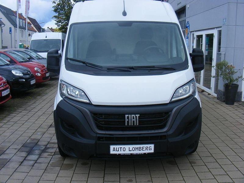 Weiß Gebraucht 2023 Fiat Ducato Van | 19.900 € (Superpreis) - Bild 1/4