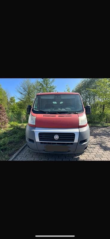 Rot Gebraucht 2010 Fiat Ducato Van | 3.800 € (Guter Preis) - Bild 1/4