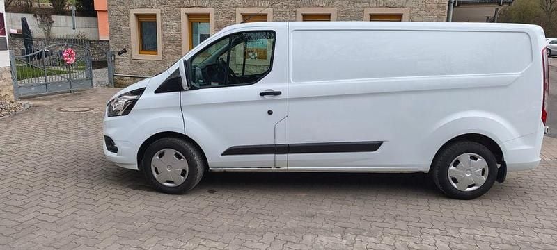 Gebraucht Ford Transit Custom 131 PS (96 kW) 2021 Weiß Van / Kleinbus