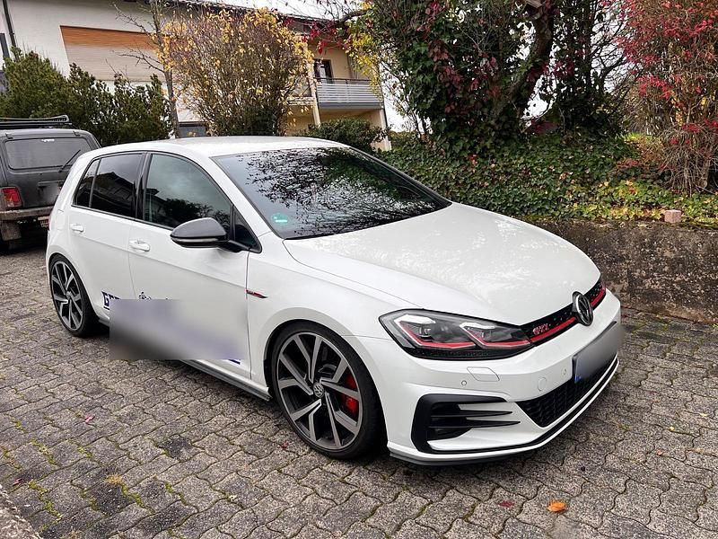 Weiß Gebraucht 2017 VW Golf VII GTI Kleinwagen | 22.000 € - Bild 1/4