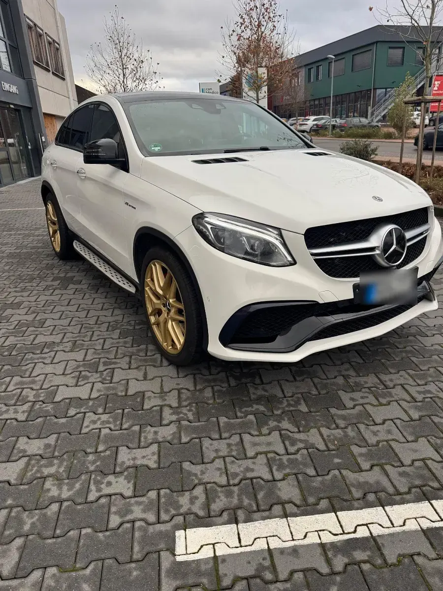 Gebraucht Mercedes GLE63 AMG AMG 585 PS (430 kW) 2018 Weiß SUV