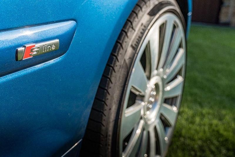 Gebraucht Audi A4 Cabriolet Design 170 PS (125 kW) 2003 Blau Cabrio