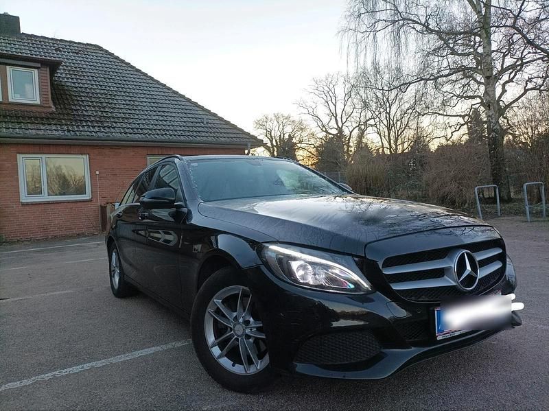Gebraucht Mercedes C180 Edition 116 PS (85 kW) 2017 Schwarz Kombi