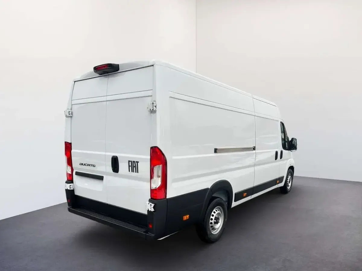 Neu Fiat Ducato 179 PS (131 kW) 2025 549 weiss Van