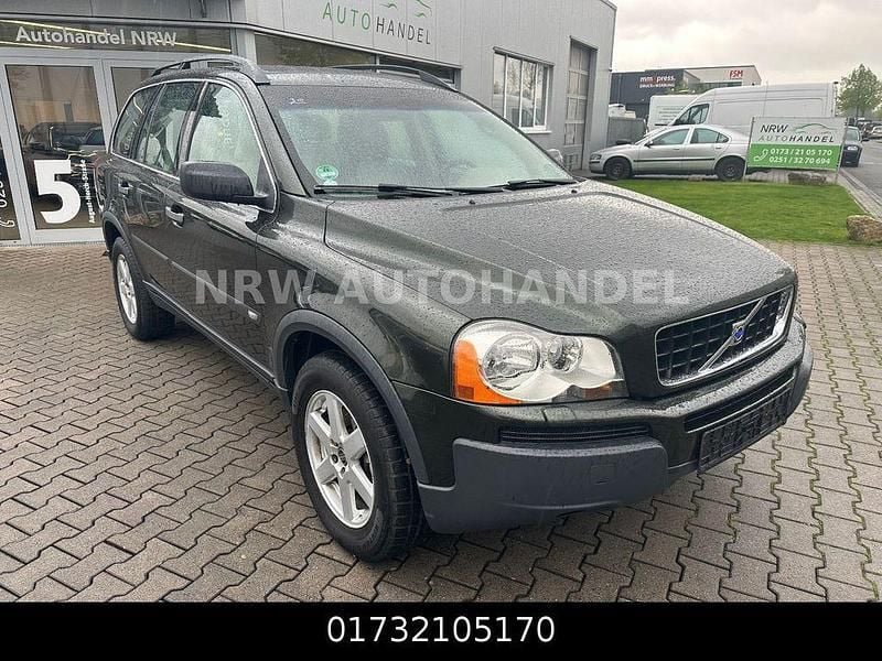 Grün Gebraucht 2004 Volvo XC90 Momentum SUV | 3.490 € (Fairer Preis) - Bild 1/4
