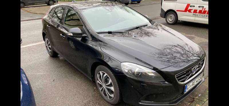 Gebraucht 2014 Volvo V40 Kinetic Kombi | 7.200 € (Superpreis) - Bild 1/4