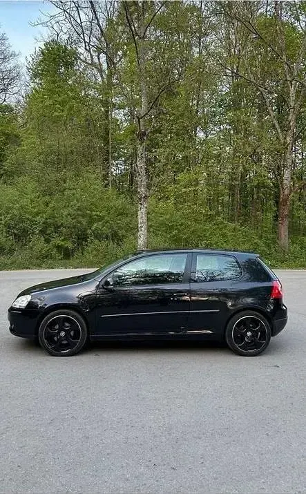 Gebraucht VW Golf V 80 PS (58 kW) 2007 Schwarz Kleinwagen