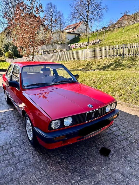 Second-hand BMW 316 Performance 99 CP (72 kW) 1989 Roșu Coupe